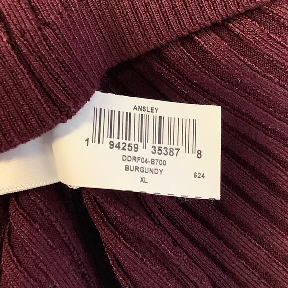 NEW! Dress the Population Size X-Large Ansley Rib Body-con XL Burgundy G17-3 - Picture 8 of 8